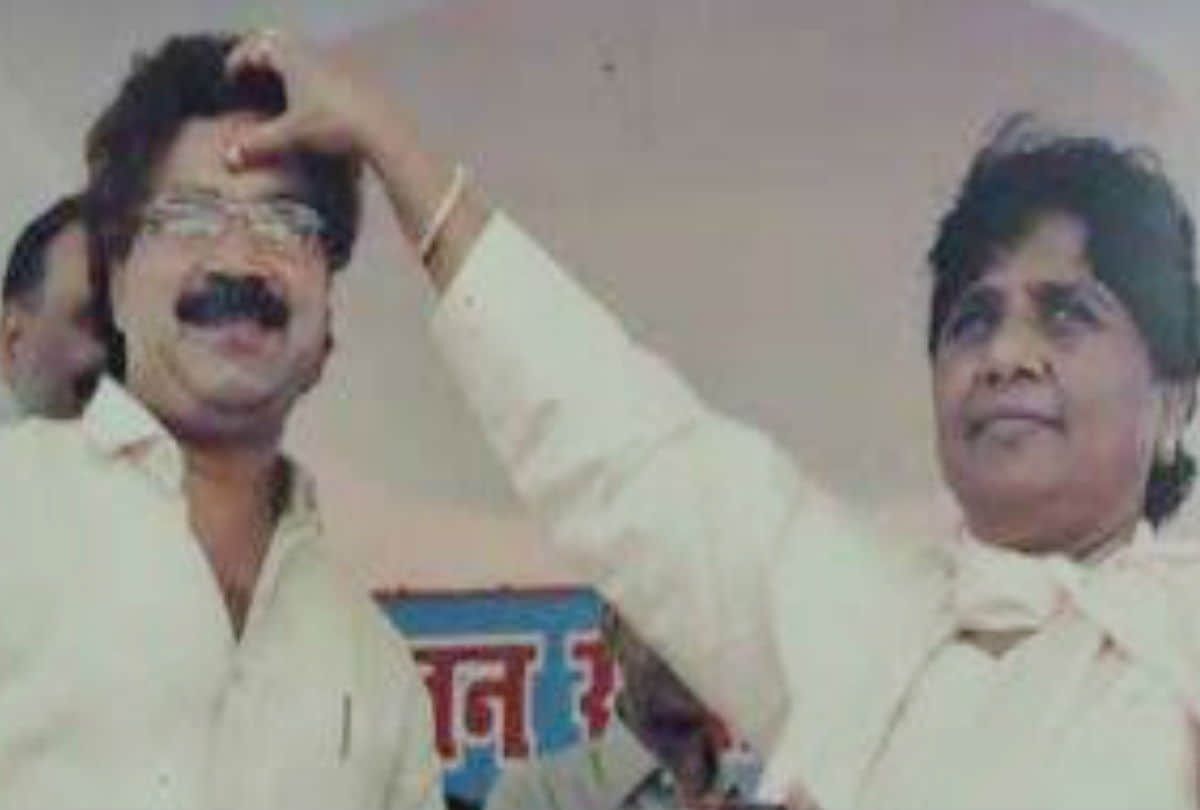 Bsp Mla Ramveer Upadhyay Suspends by Mayawati Before Lok Sabha Chunav Result 2019