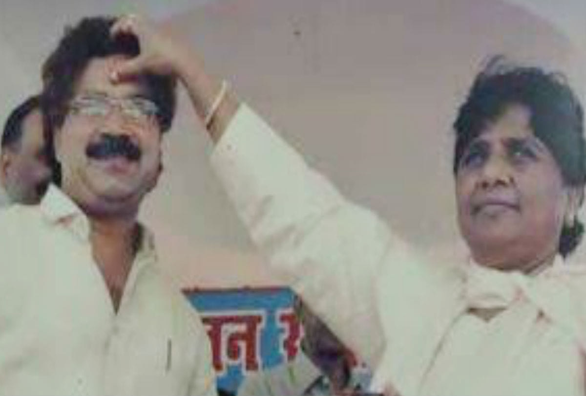 UP elections: Ramveer Upadhyay resigns from BSP