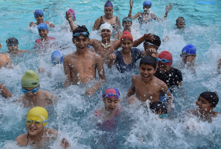 People are ceazy for swimming pool to get relief from summers