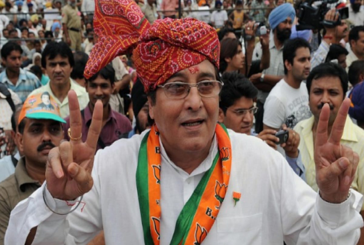 Vinod Khanna Birth Anniversary Special when he lived Bollyood for became a saint