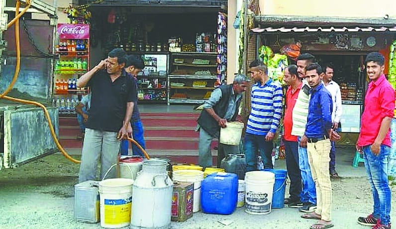 Drinking water crisis in cities and villages