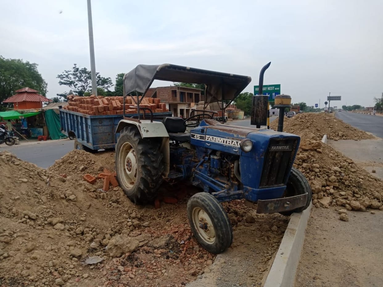 Sultanpur's death due to tractor collision, brother serious