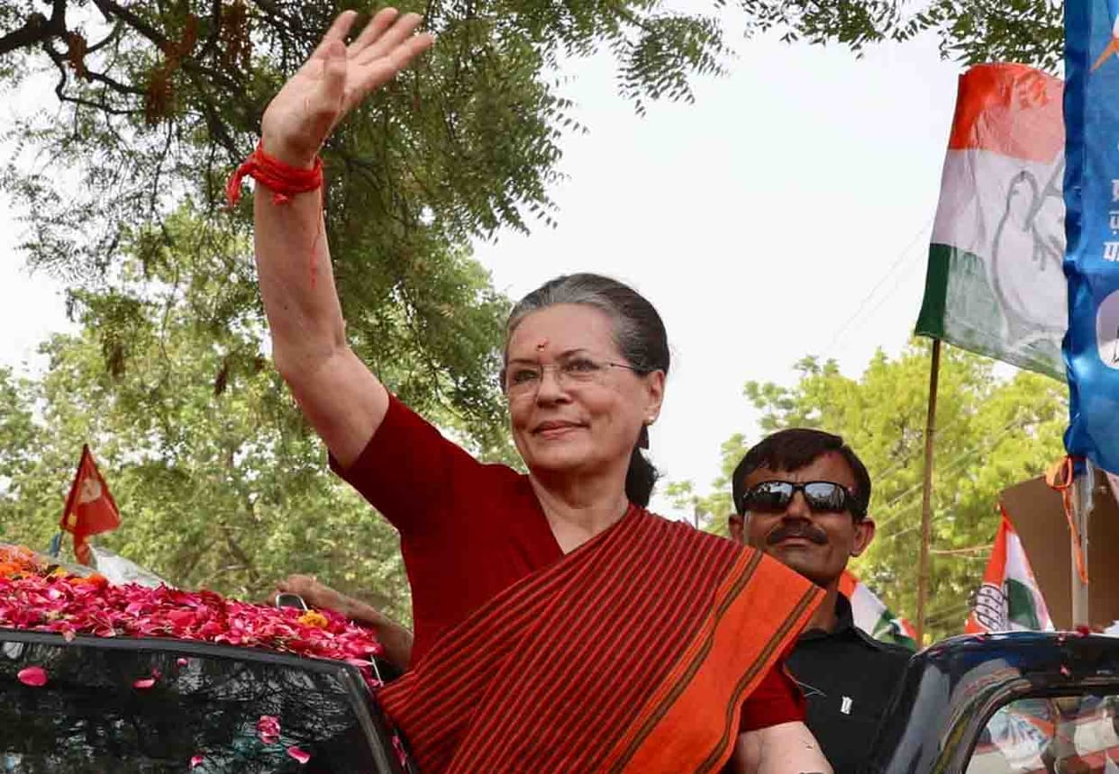 Sonia Gandhi's closest leader annu tandon tweeted and put her view lok sabha election results 2019