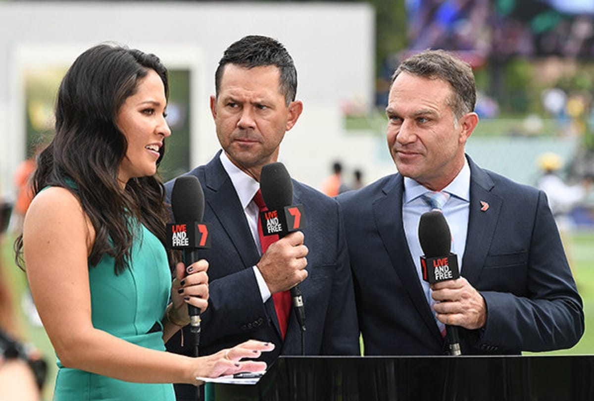Australia Former cricketer Michael Slater kicked off from flight after misbehaving with women