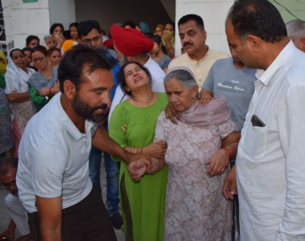 after love marriage wife brutally killed husband