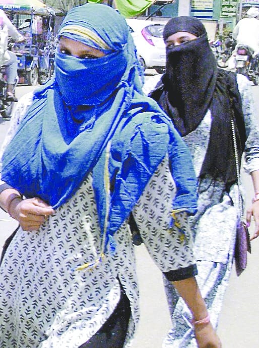 dhopeher me barsi aag , shaam badla mausam ka mijaaj