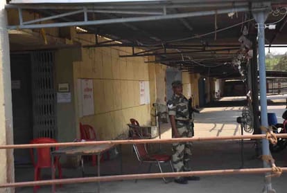 high security on vote counting place in kanpur