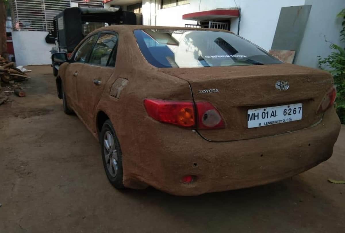 car owner coats vehicle with cow dung in hindi