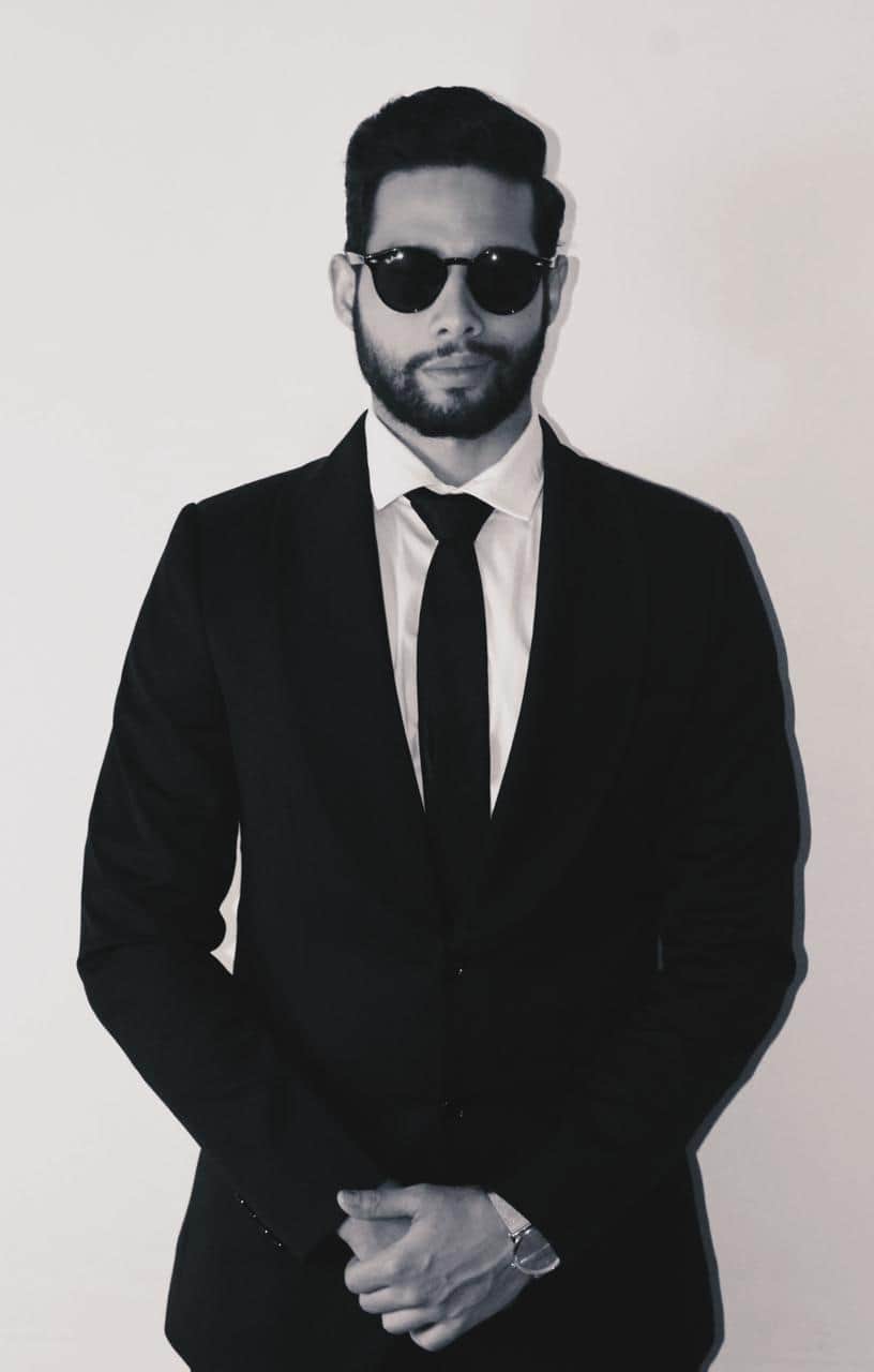 vivek oberoi was threatened and sugandha mishra birthday big 5 bollywood news