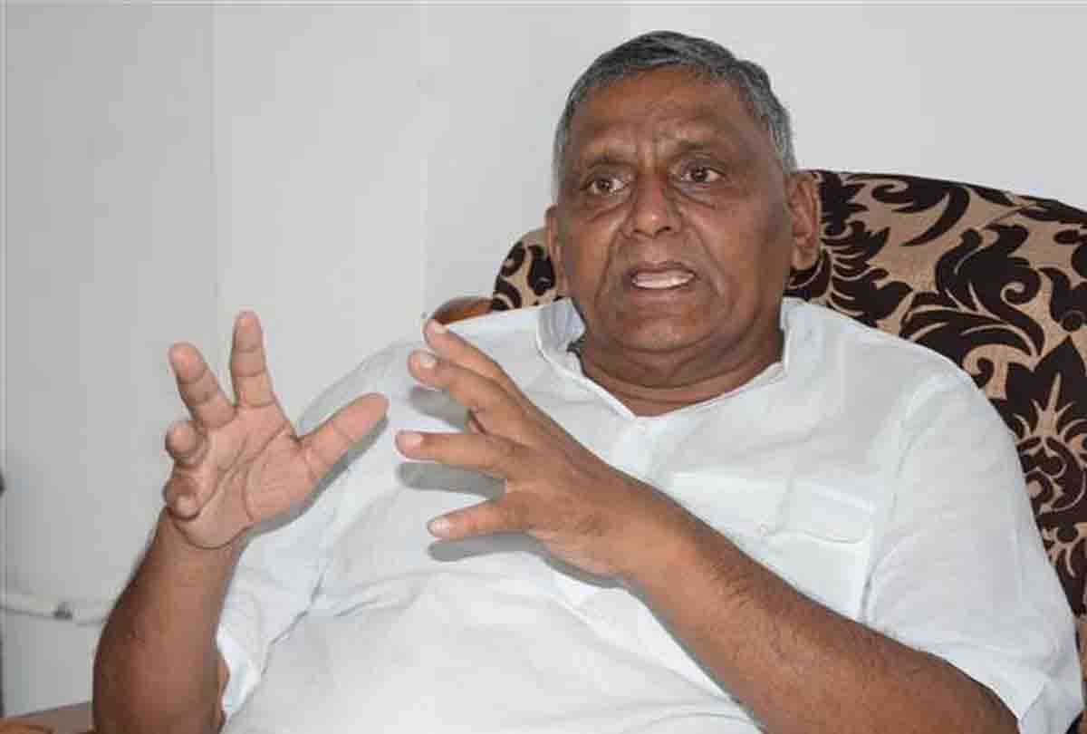 kanpur Election Result : bjp candidate satyadev pachauri vs shir prakash jaiswal