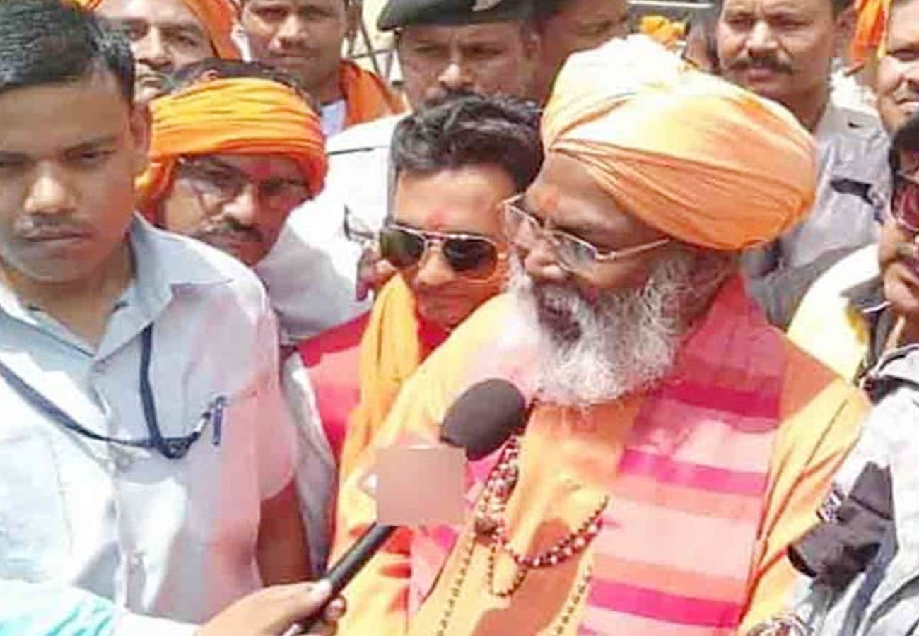 sakshi maharaj big statement on mamata banerjee