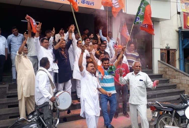 Celebration: Lok Sabha Chunav 2019 Result, Punjab, Haryana, Chandigarh