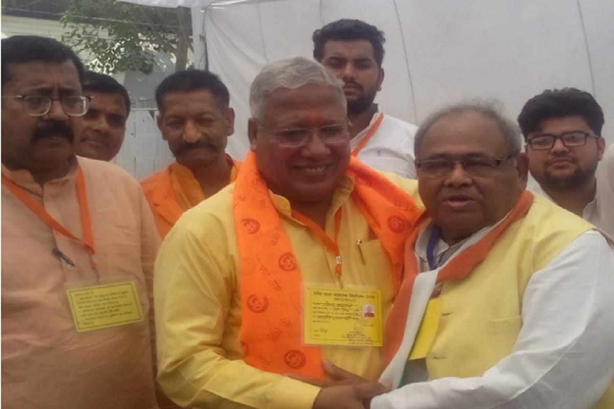 Uttar Pradesh Lok Sabha Election 2019 Results Live- fight in Rajendra Agarwal and Yakub Qureshi