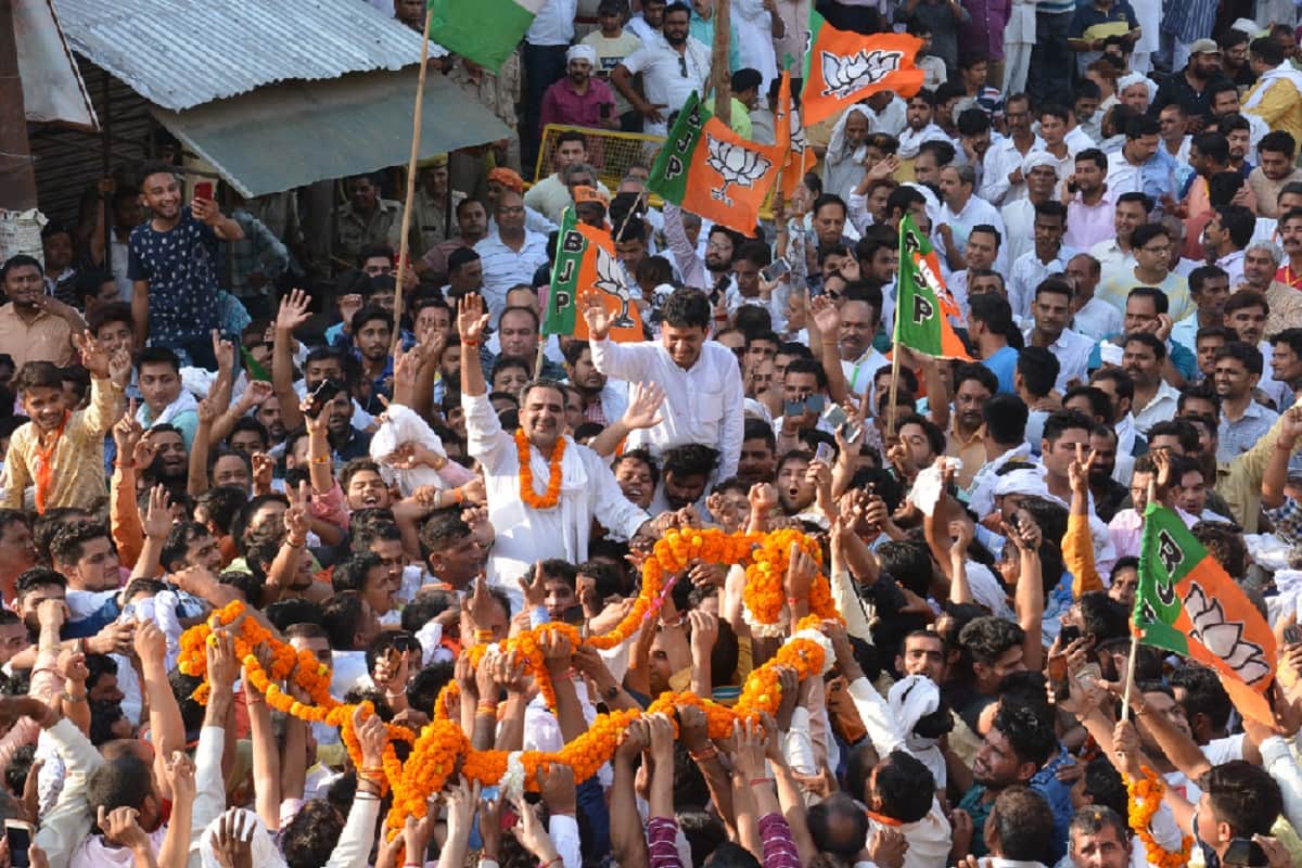 Uttar Pradesh Lok Sabha Election 2019 Results 2019: Sanjeej Baliyan celebrates after victory