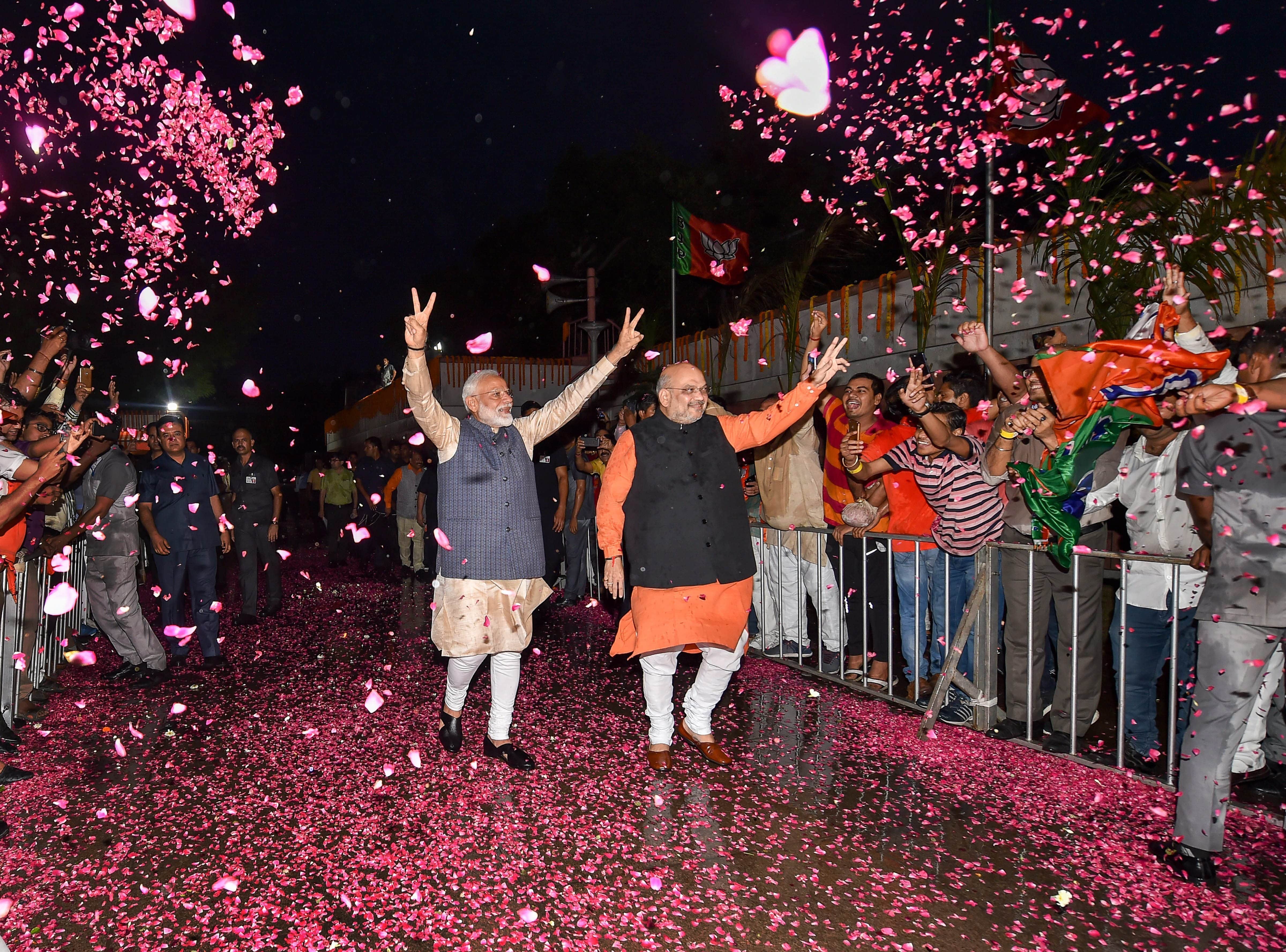 Ajay Devgn congratulate PM Narendra Modi on huge victory in Lok Sabha Election 2019