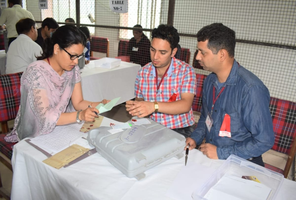 Haryana and Maharashtra assembly elections low voting percentage meaning