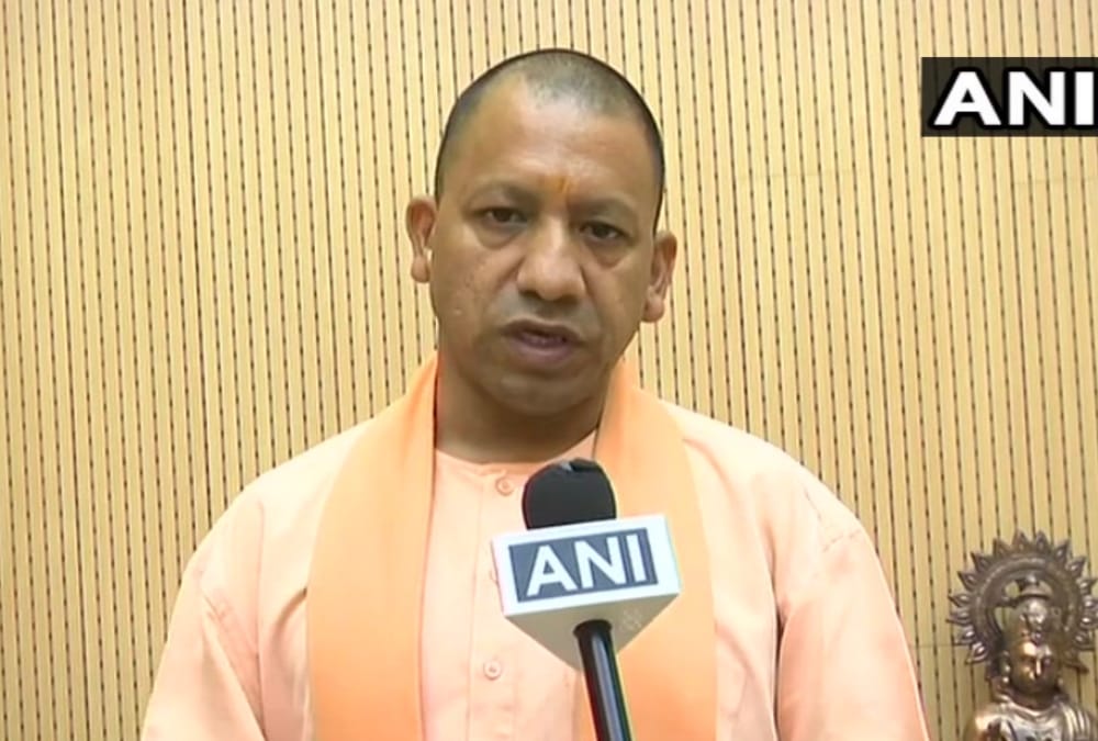 yogi adityanath accuses to samajwadi party of brewing corruption in uppsc