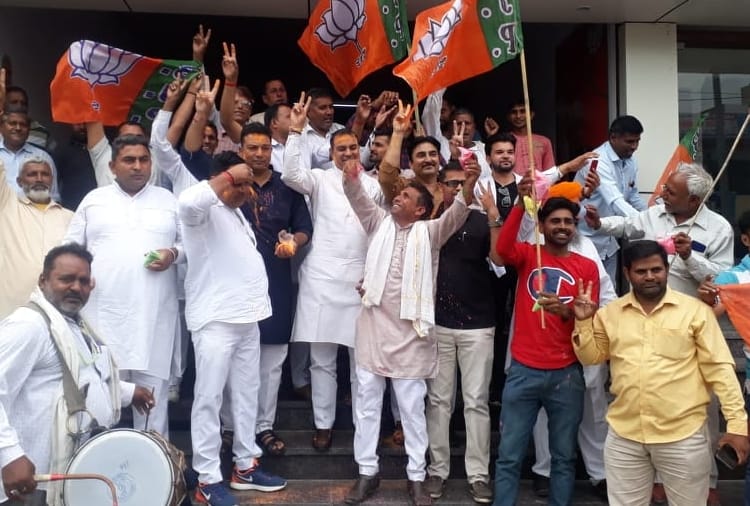 Lok Sabha Election 2019 Result, BJP Candidate Kirron Kher Winning Reasons
