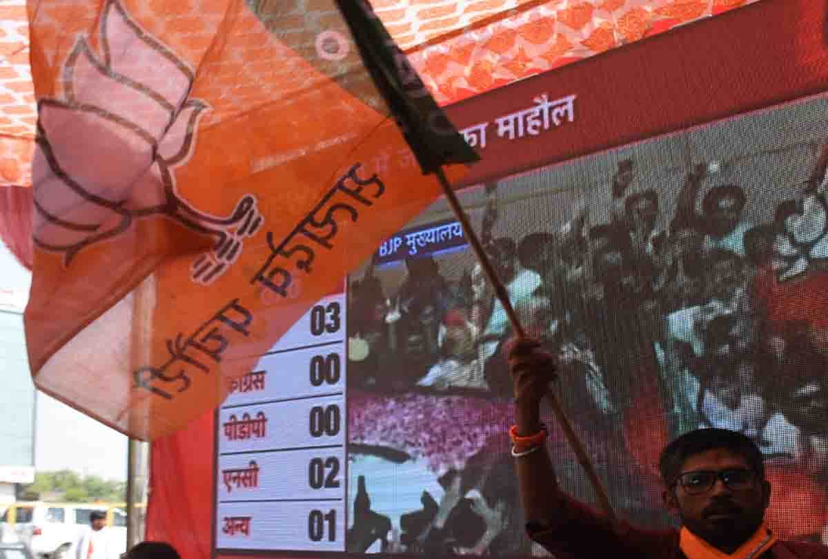modi winning celebration from kanpur to california