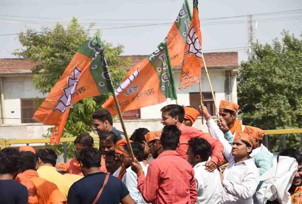 modi winning celebration from kanpur to california