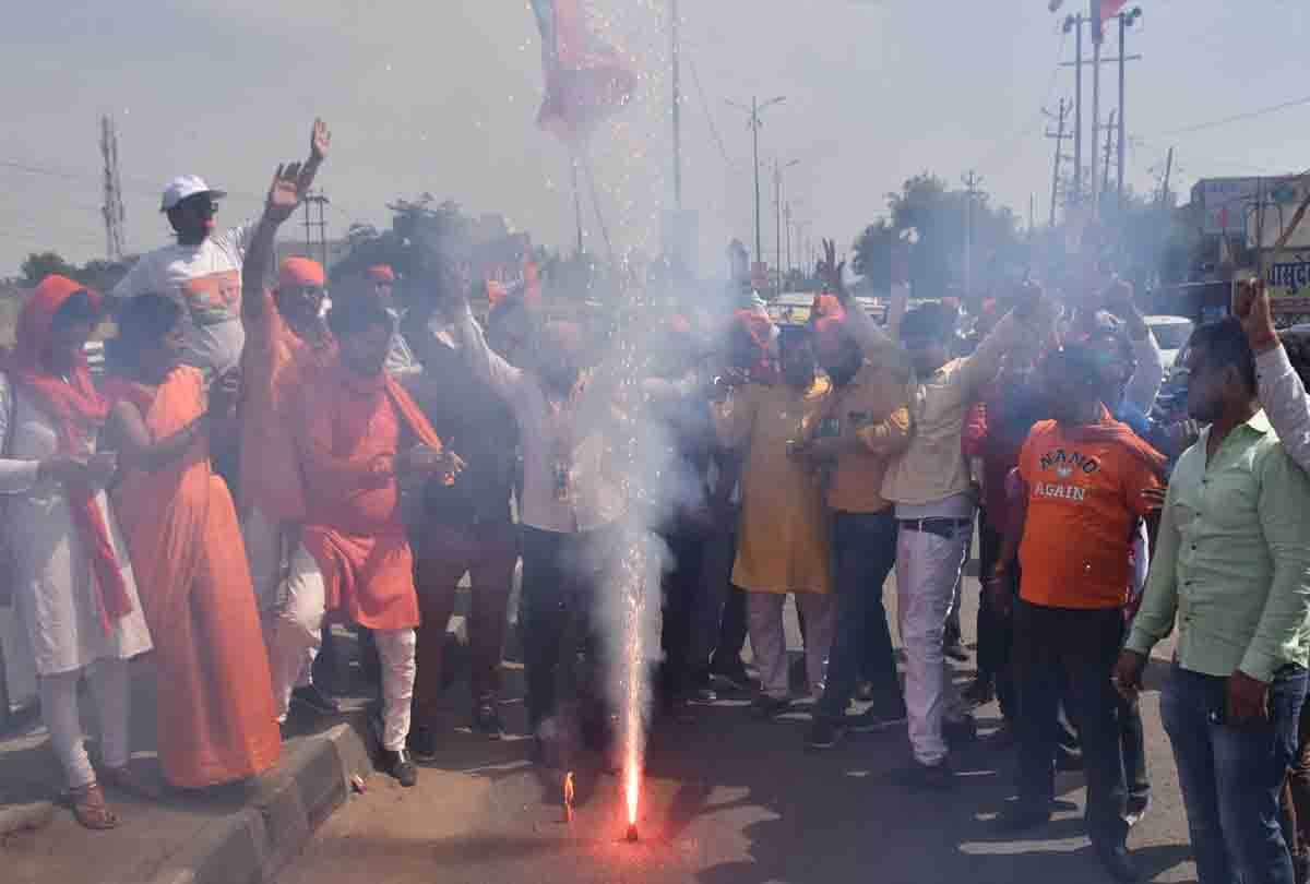 modi winning celebration from kanpur to california