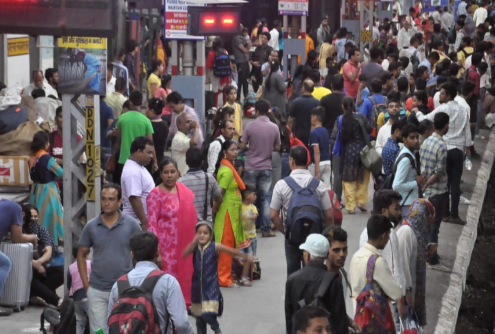 Bomb in utkal express Rumour Searching operation in dehradun Railway Station