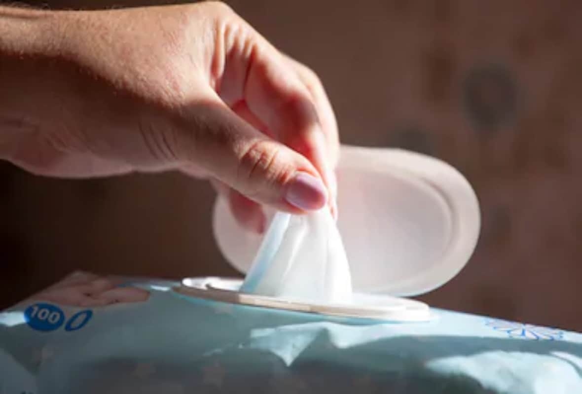 most important essentials for summer to keep in bag