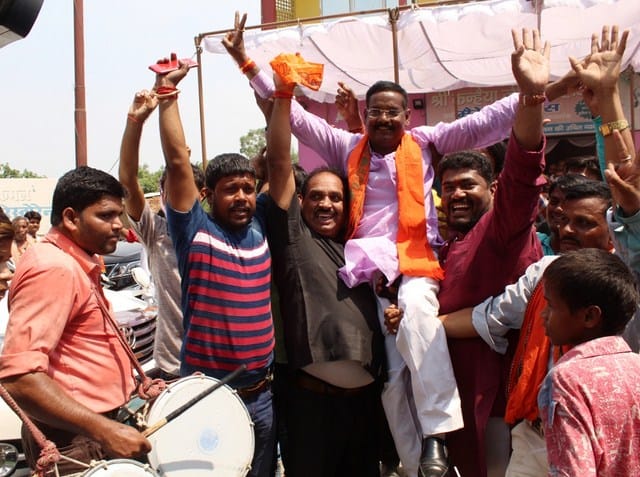 Fireworks started to lose sight of BJP