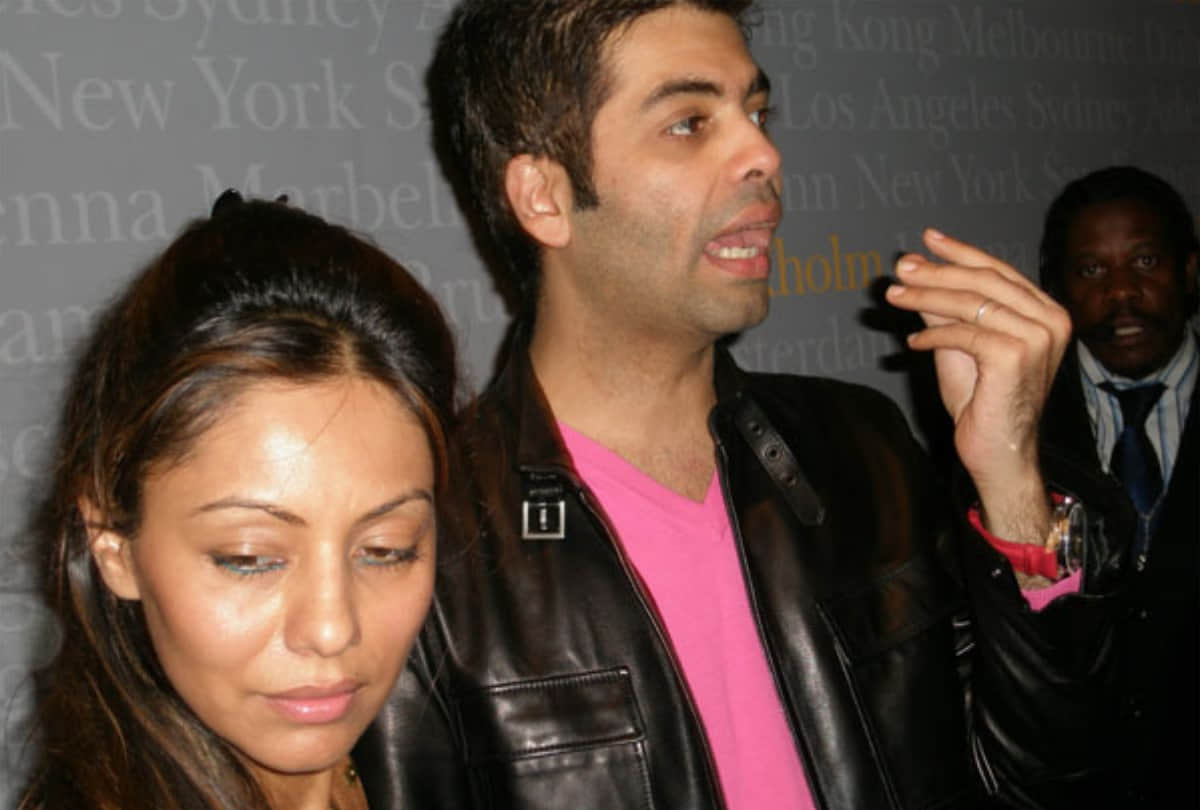 Karan Johar Birthday special when he was Enjoying With Gauri Khan In Swimming Pool