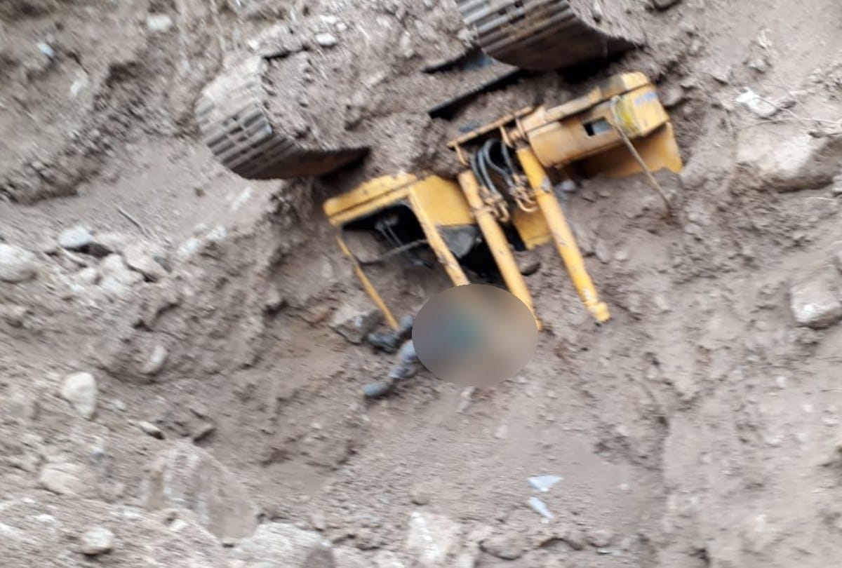poclain machine dead body recovered chamba himachal pradesh