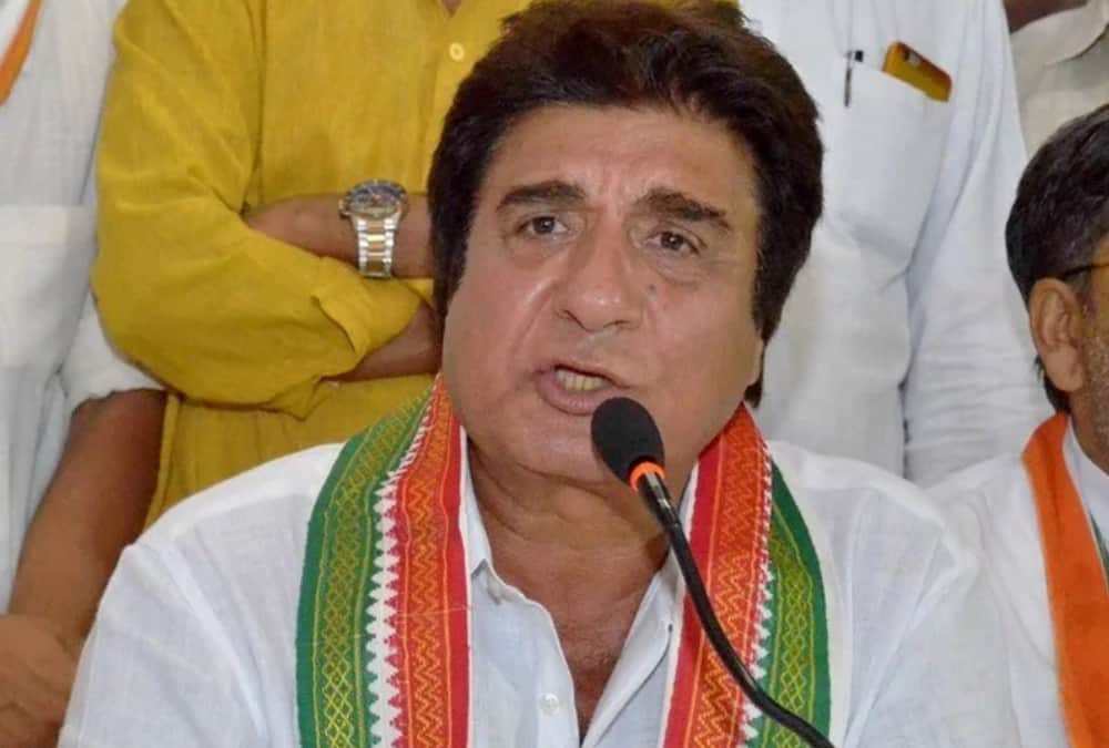 Raj Babbar Veteran actor lives in a live-in-relationship with Smita Patil in the 80s