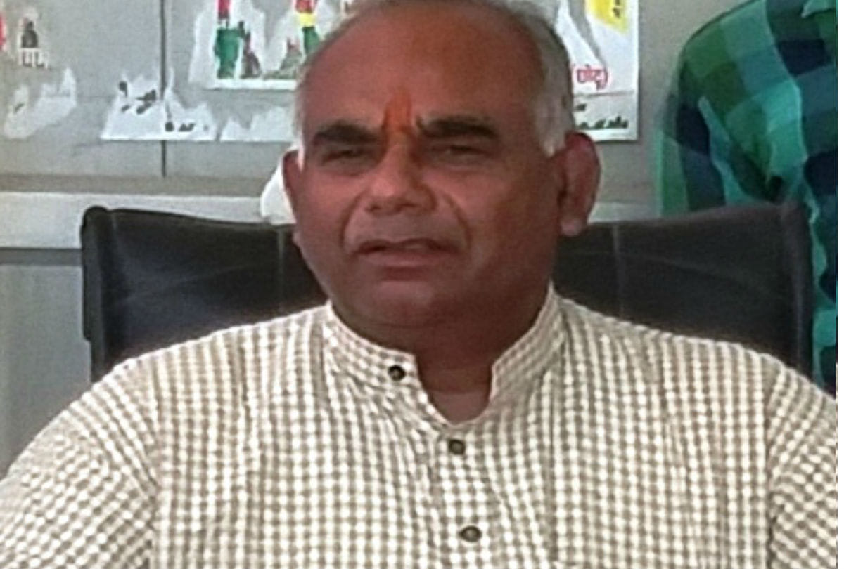 Code of conduct violation case against BJP candidate and his son in firozbad