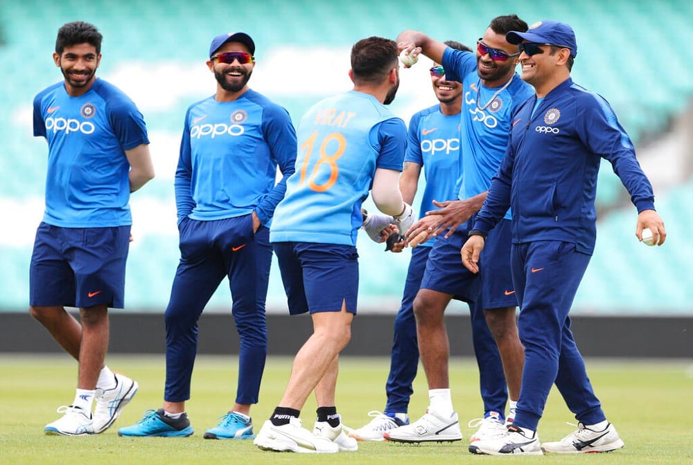 World cup 2019: shikhar dhawan and Vijay Shankar Injury while batting in the nets