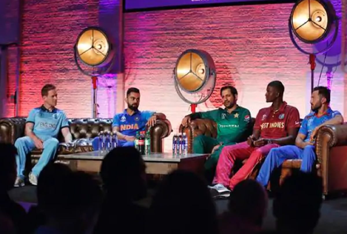 Virat Kohli says england will made 500 run in an innings of cricket world cup 2019