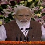एनडीए की बैठक में बोलते प्रधानमंत्री नरेंद्र मोदी