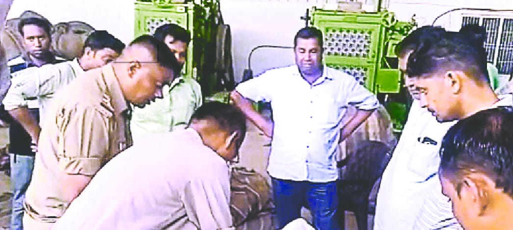 sarak haadse me vradh samet teen ki maut