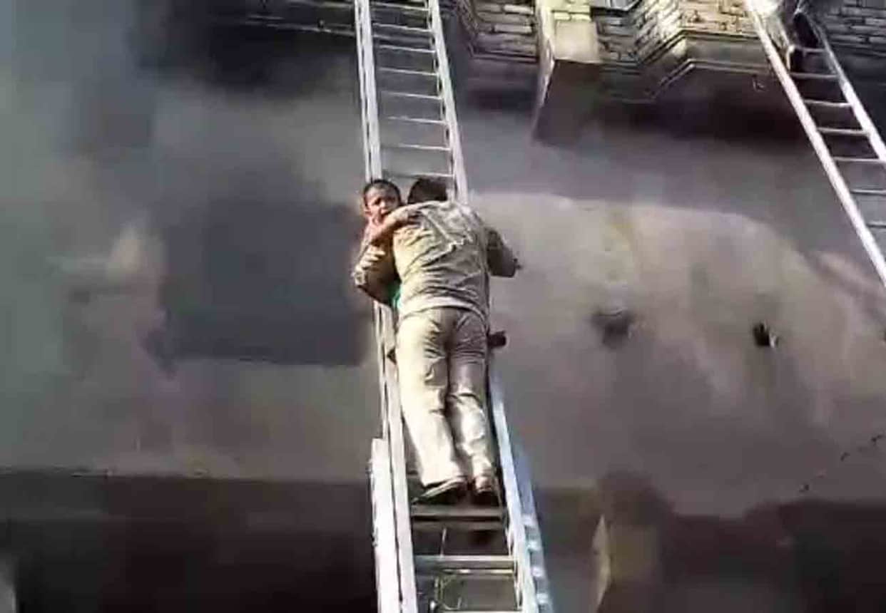 Fire breaks out in godown in Collectorganj area of Kanpur