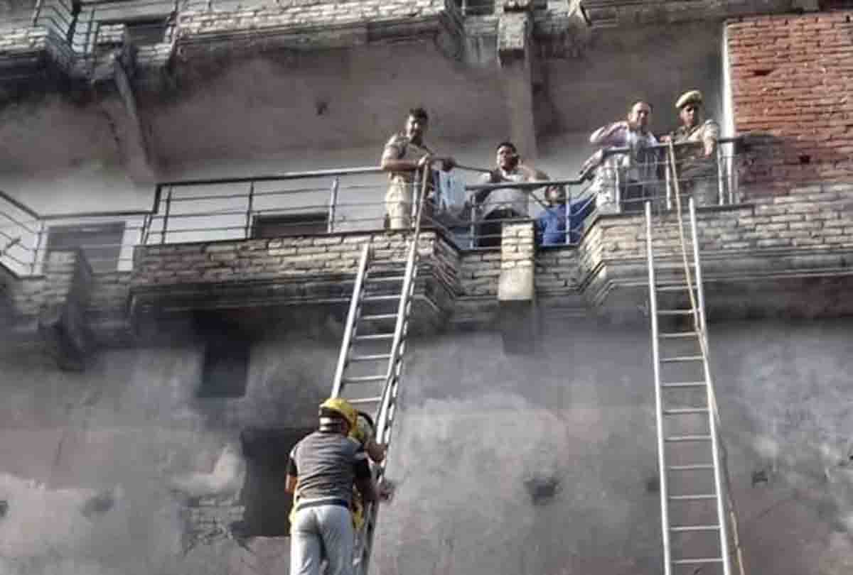 fire in a five storey building in kanpur after surat fire