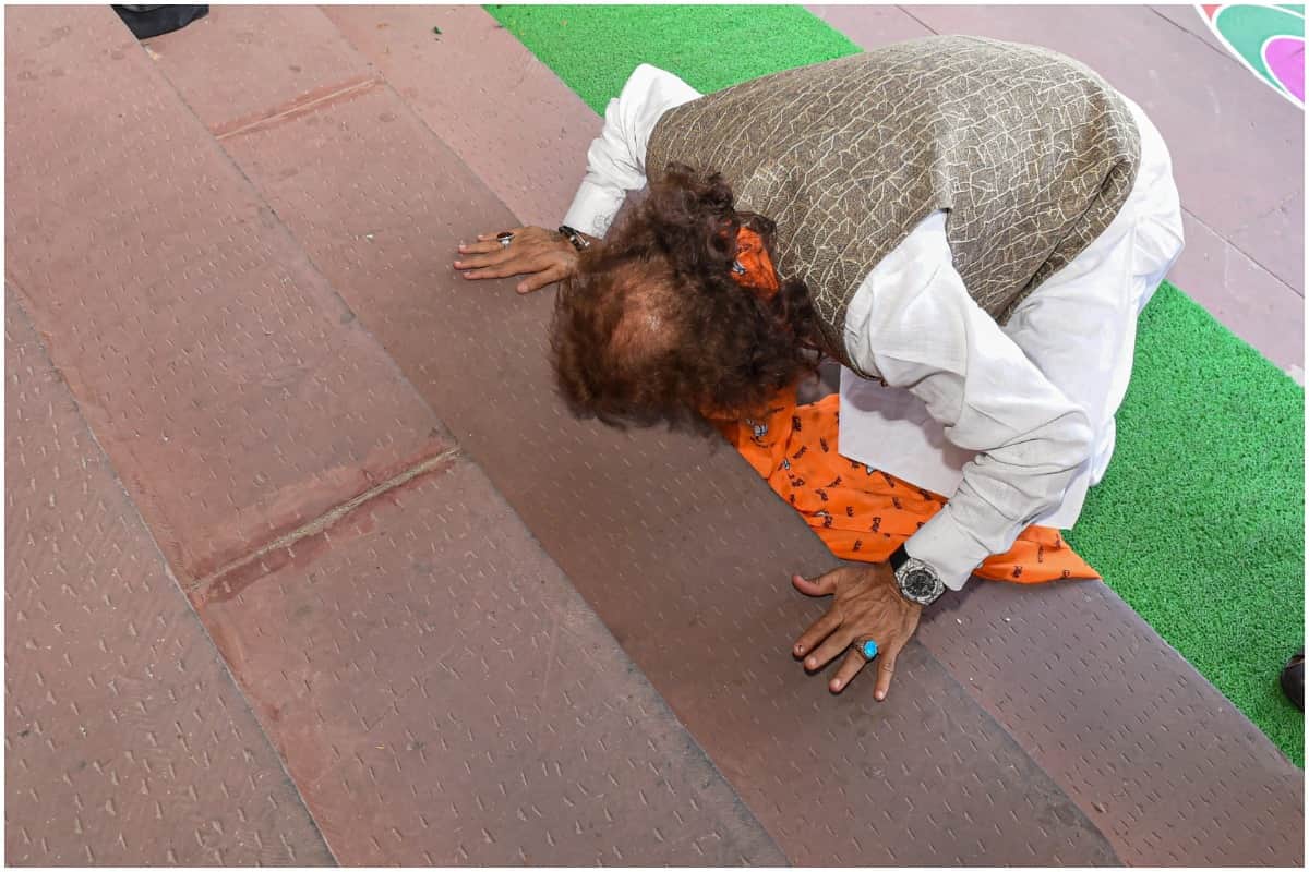 Lok sabha election results 2019: NDA meeting in Delhi, new MP gathered at central hall