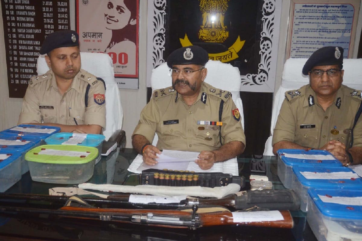 ADG Prashant Kumar revealing Vikram murder case and arrested of five accused in Baghpat