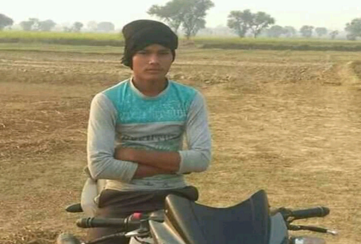 youth murdered after loot in firozabad