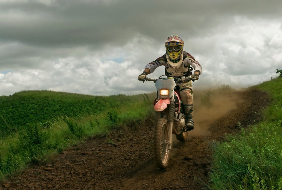 motorcycle riding tips and techniques bike riding tips in hindi