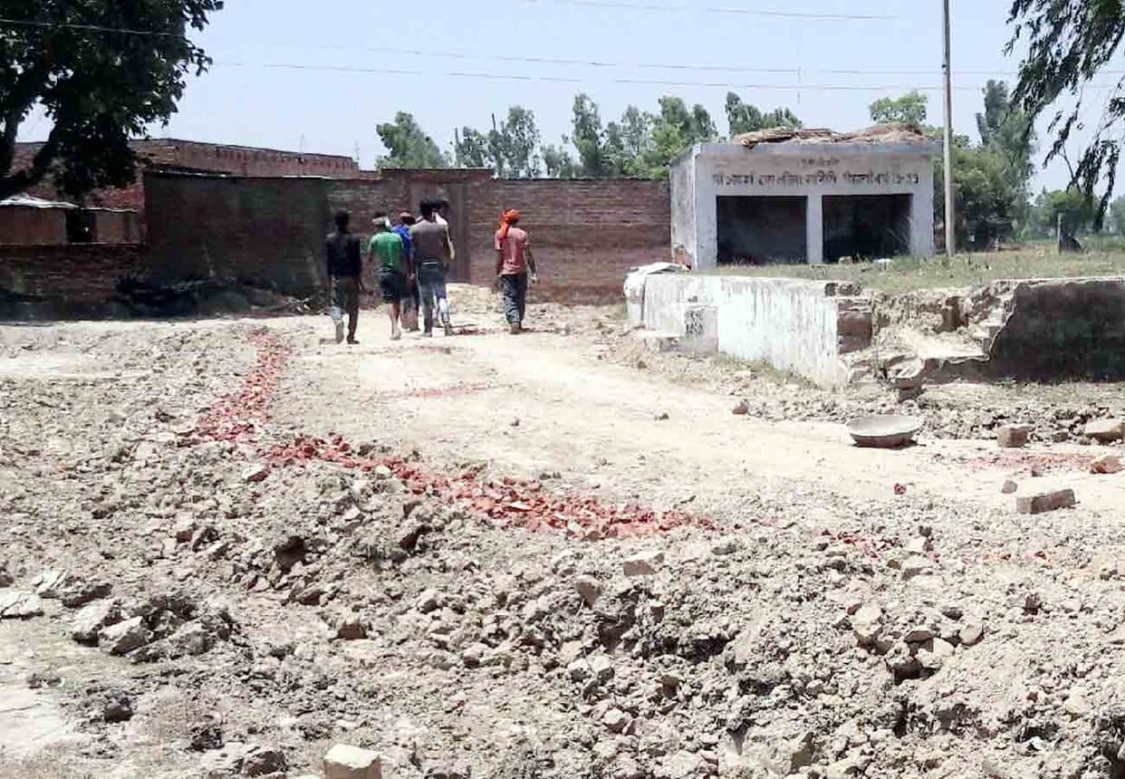 Controversy over Ramlila campus and ditching ground for road