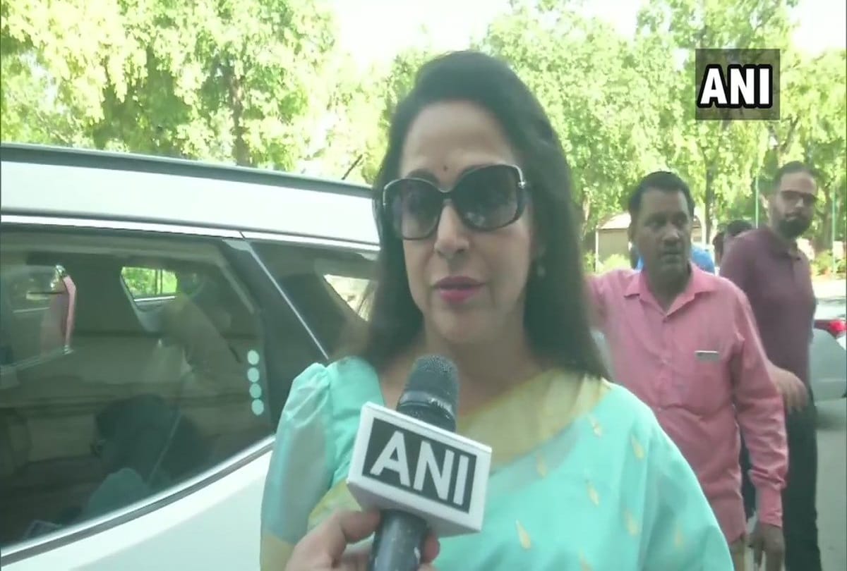 hema malini birthday special, Dharmendra was not the first love of hema Malini