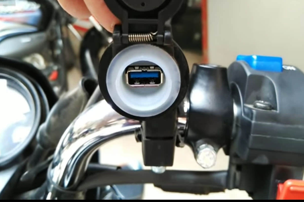 2019 Hero Splendor 25th Anniversary Special Edition launched in India