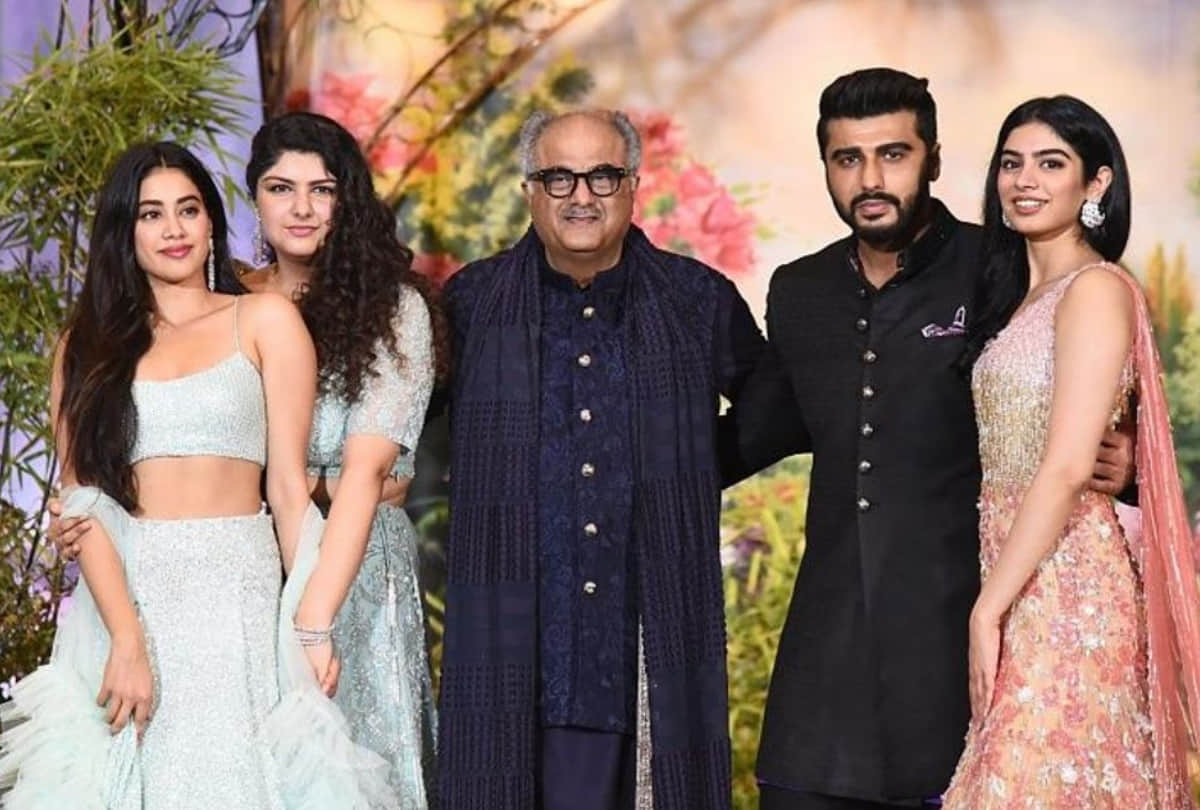 Bollywood Stars Who Share Step Brother Sister Relation Arjun Kapoor Janhvi Khushi Taimur Sara Ibrahim Ali Pooja