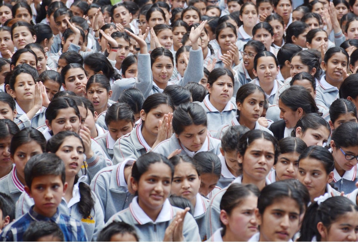 पोर्टमोर स्कूल में बैग फ्री डे का आयोजन
