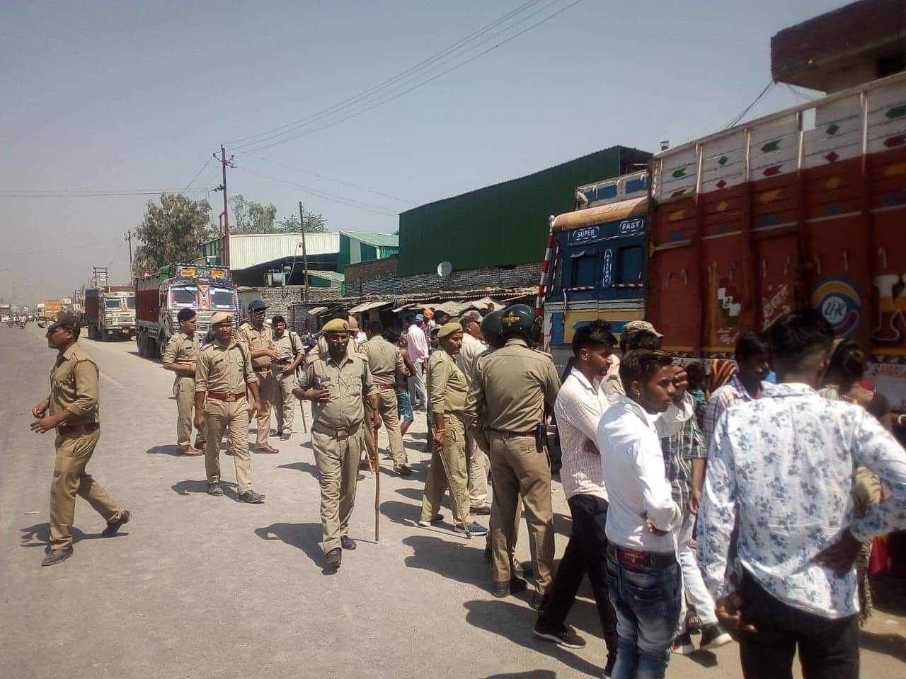 fast speed Container crushed Four girl in rudrapur