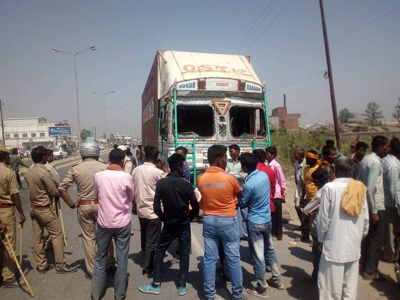 fast speed Container crushed Four girl in rudrapur