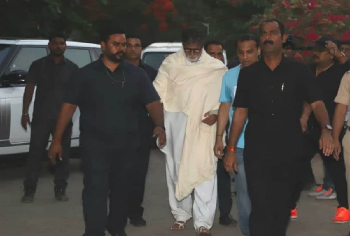 Amitabh Bachchan write a emotional blog for veeru Devgan after his death